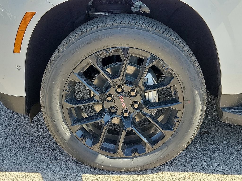 New 2026 GMC Yukon XL Elevation AWD/4WD image 14