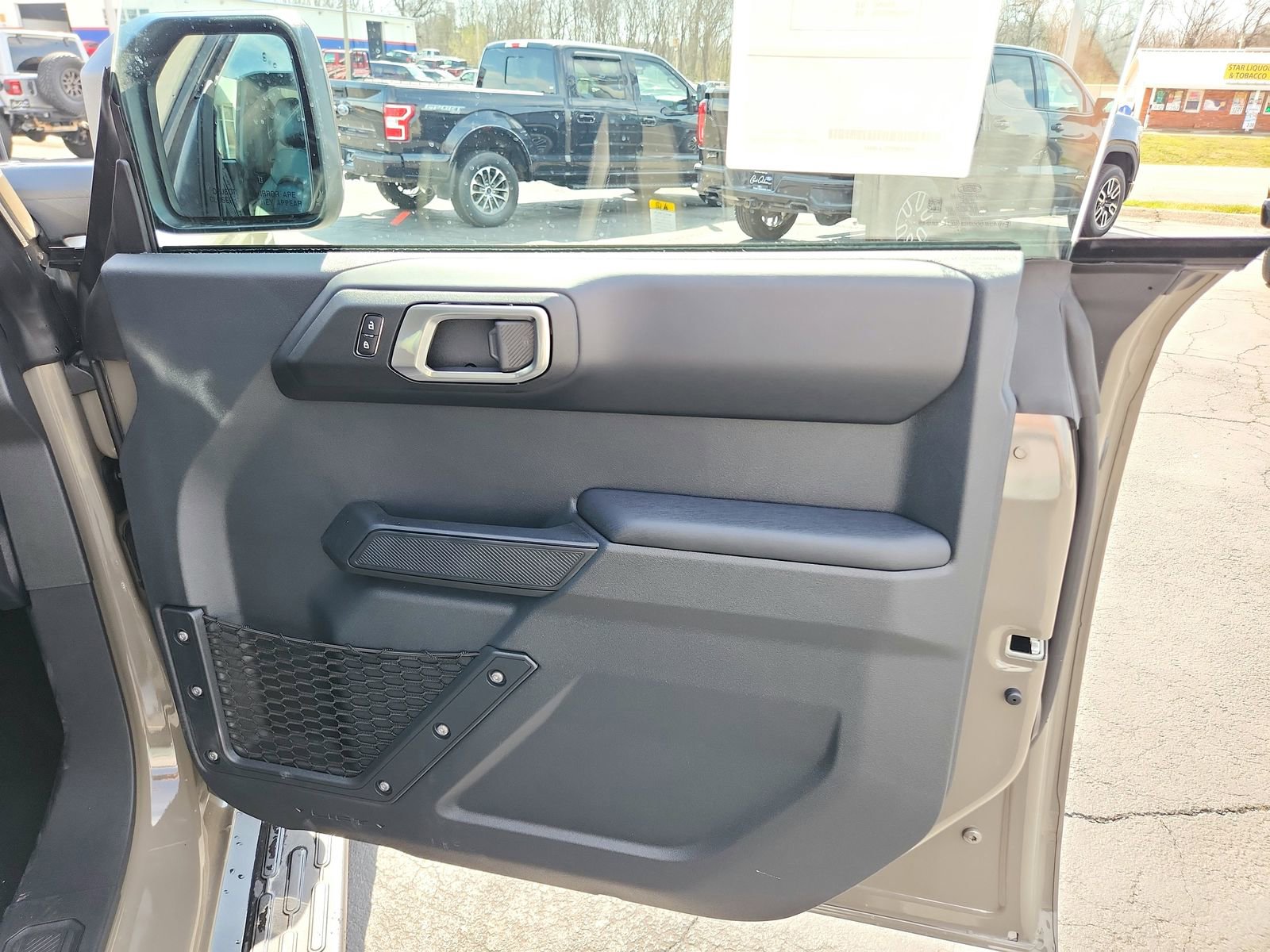 New 2026 Ford Bronco Outer Banks w/ Sasquatch Package image 28