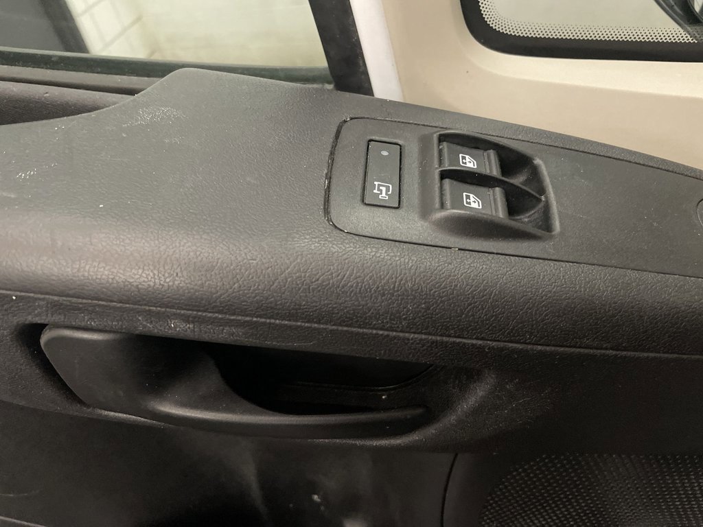 Used 2018 RAM ProMaster 2500 image 14