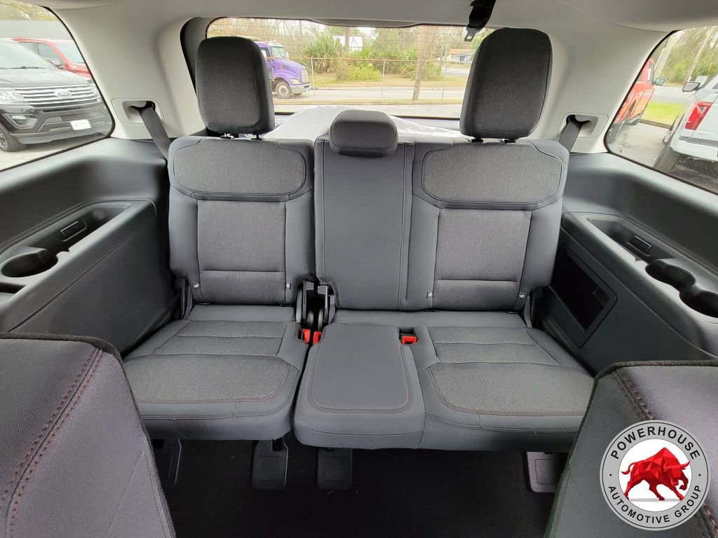 New 2025 Ford Expedition Active RWD image 19