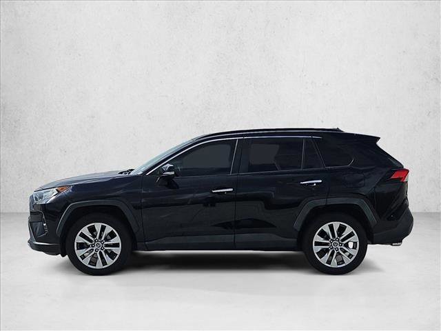 Used 2019 Toyota RAV4 Limited w/ Advanced Technology Package image 8