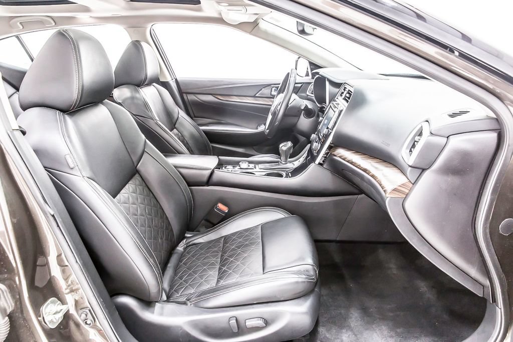 Used 2017 Nissan Maxima Platinum w/ Medallion Package FWD image 30