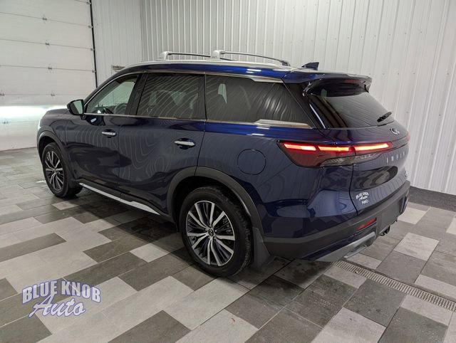 Used 2025 INFINITI QX60 Sensory w/ Vision Package image 2