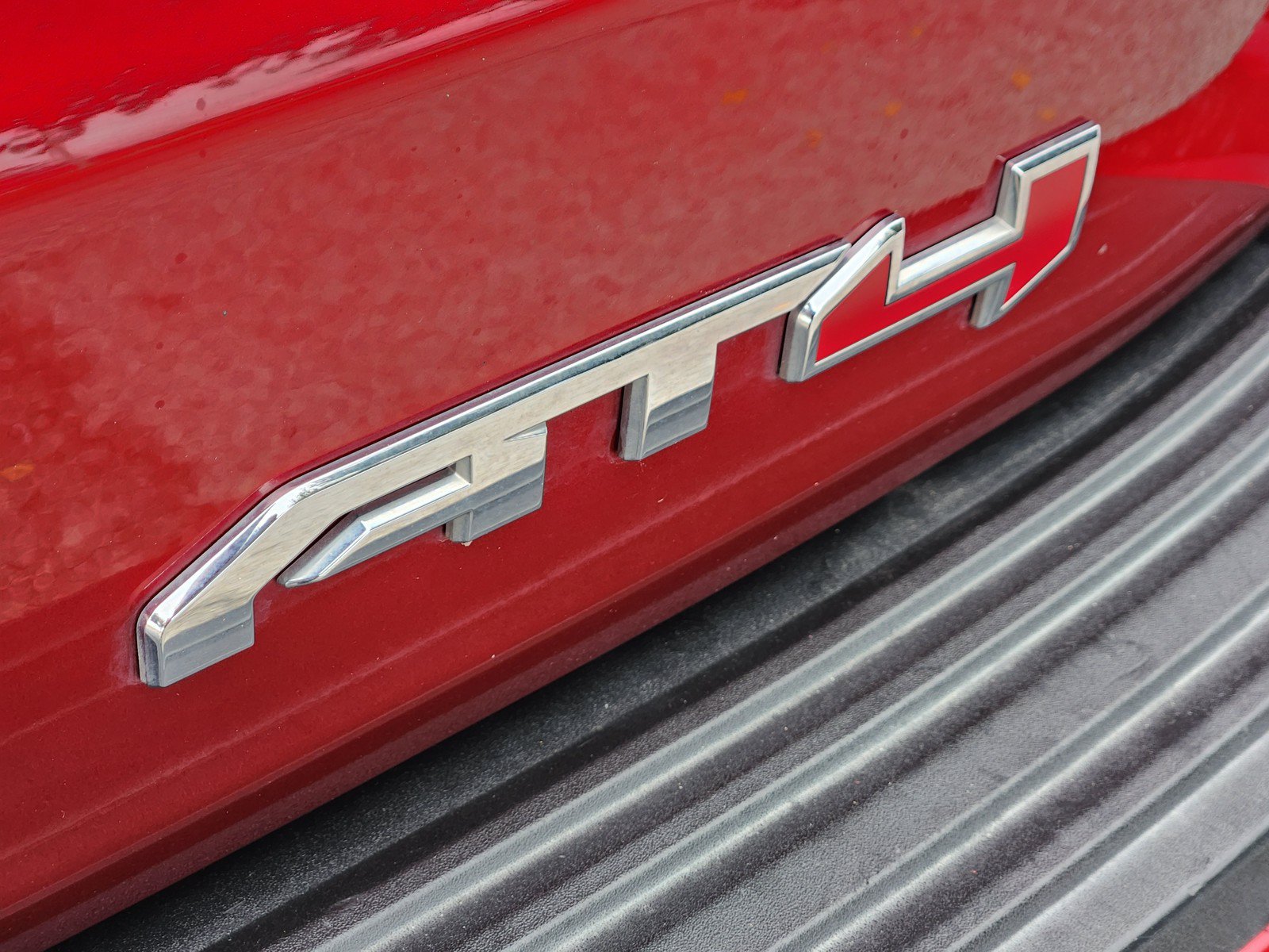 Used 2021 GMC Yukon AT4 w/ AT4 Premium Plus Package AWD/4WD image 31