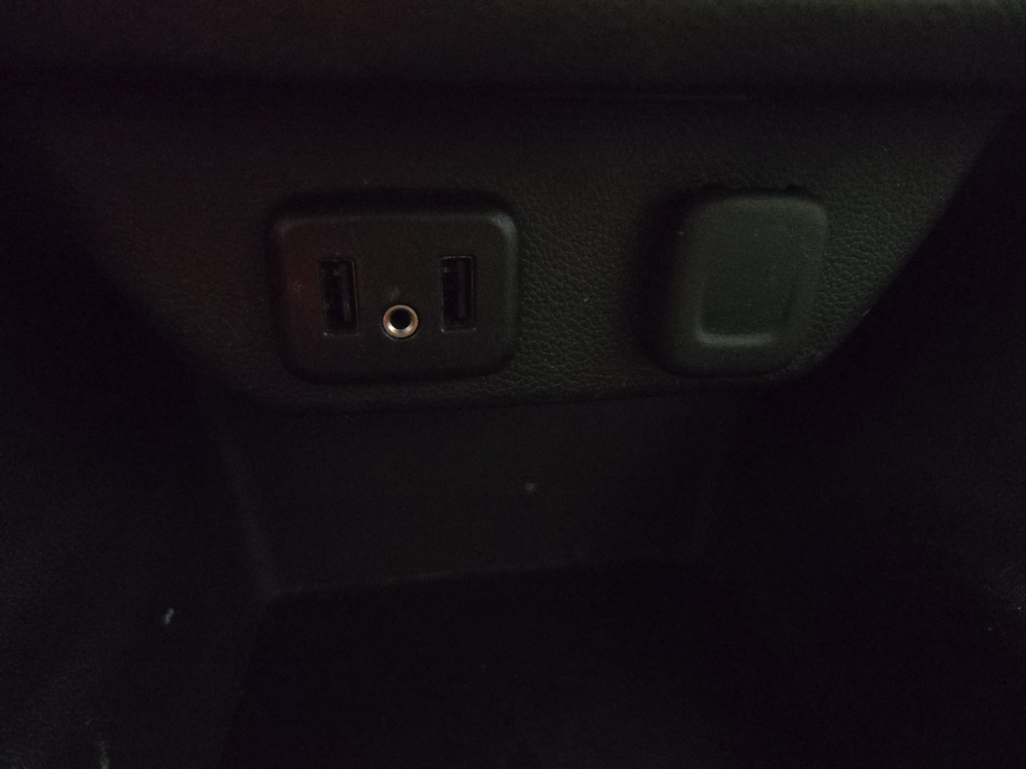 Used 2018 Chevrolet Traverse LT FWD image 29