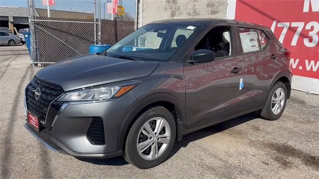 New 2025 Nissan Kicks Play S FWD image 20