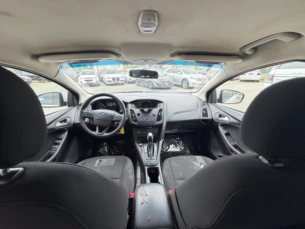 Used 2016 Ford Focus SE FWD image 12