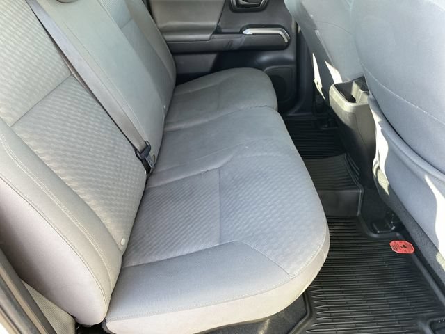 Used 2022 Toyota Tacoma SR5 RWD image 15