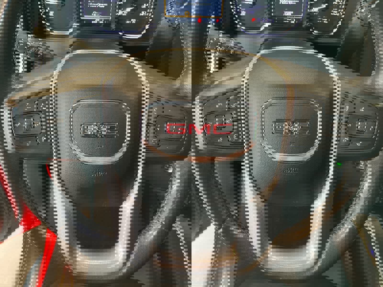 Used 2022 GMC Sierra 2500 SLT w/ SLT Preferred Package image 18