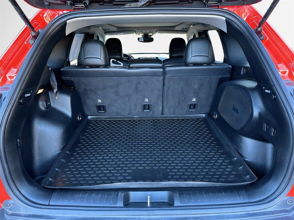 Certified 2021 Jeep Cherokee Trailhawk w/ Sun, Sound & Nav Group image 31