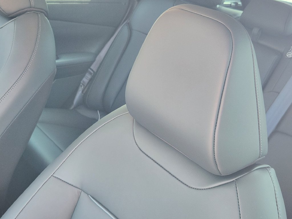 New 2026 Nissan Leaf SV+ w/ Floor Mat Package (SV+) FWD image 15