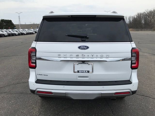 Used 2024 Ford Expedition Limited AWD/4WD image 4