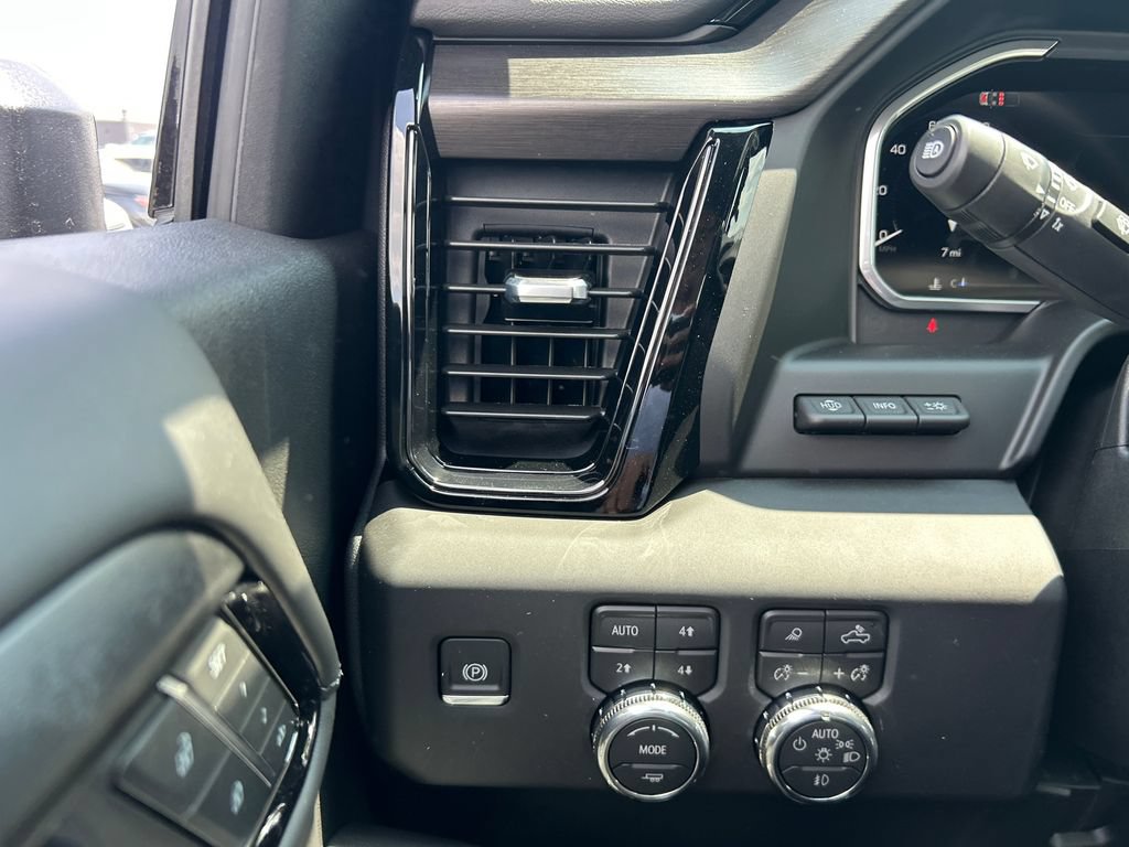 New 2026 GMC Sierra 2500 AT4X AWD/4WD image 20