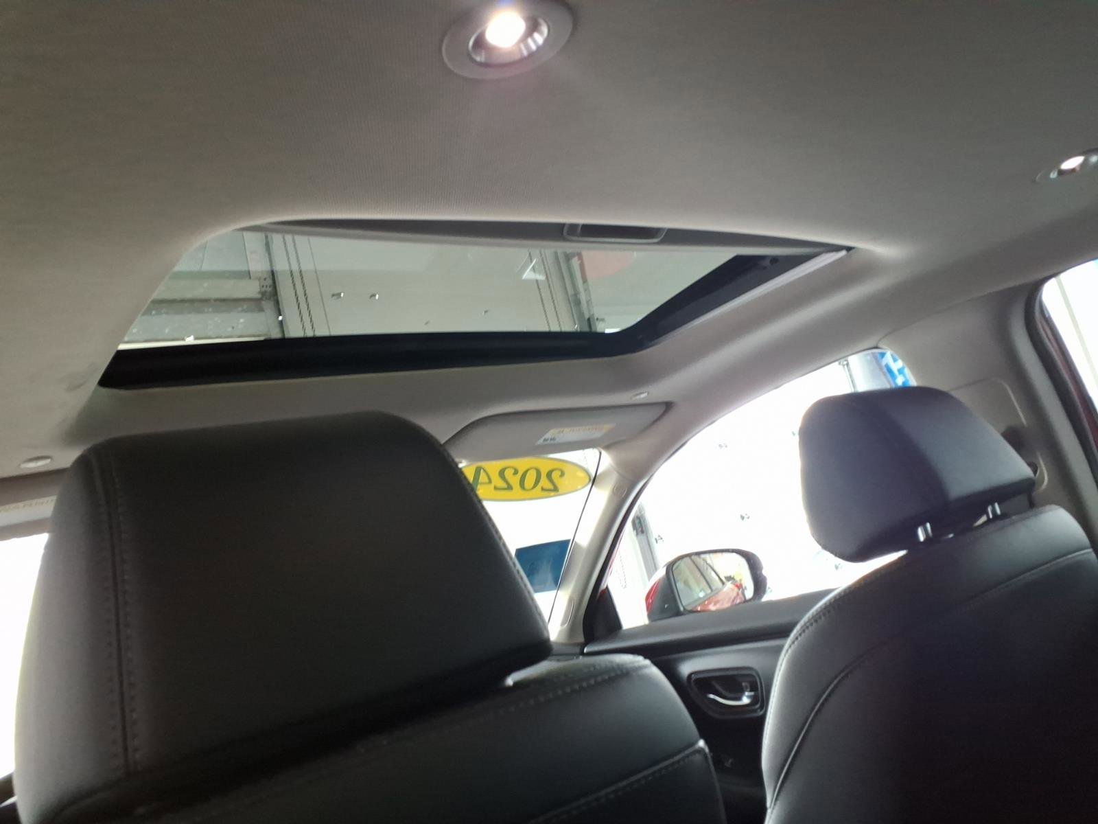 Certified 2024 Honda HR-V EX-L image 14