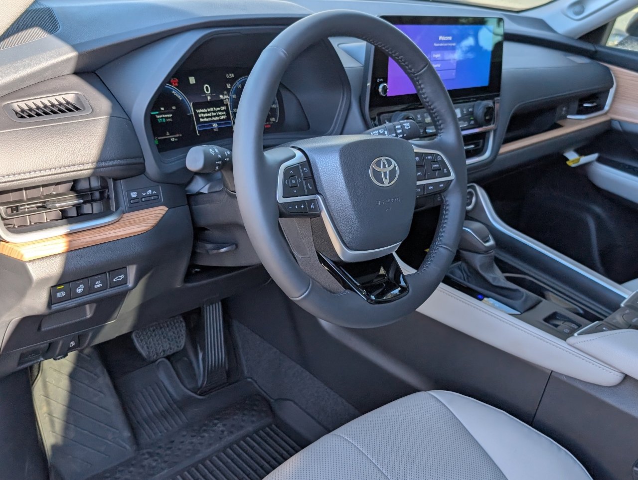 Used 2026 Toyota Grand Highlander Limited image 15