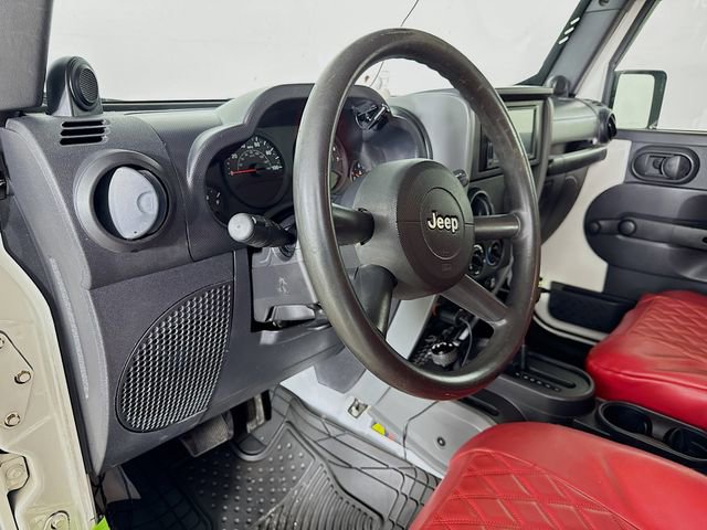 Used 2009 Jeep Wrangler X image 9