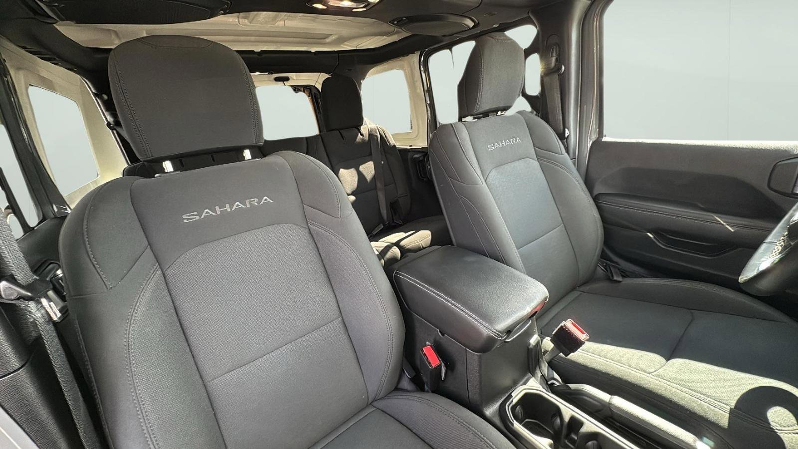 Used 2021 Jeep Wrangler Unlimited Sahara image 14