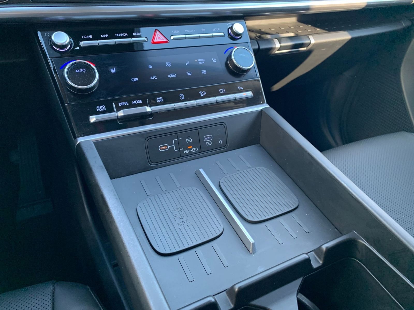 Used 2025 Hyundai Santa Fe SEL image 43