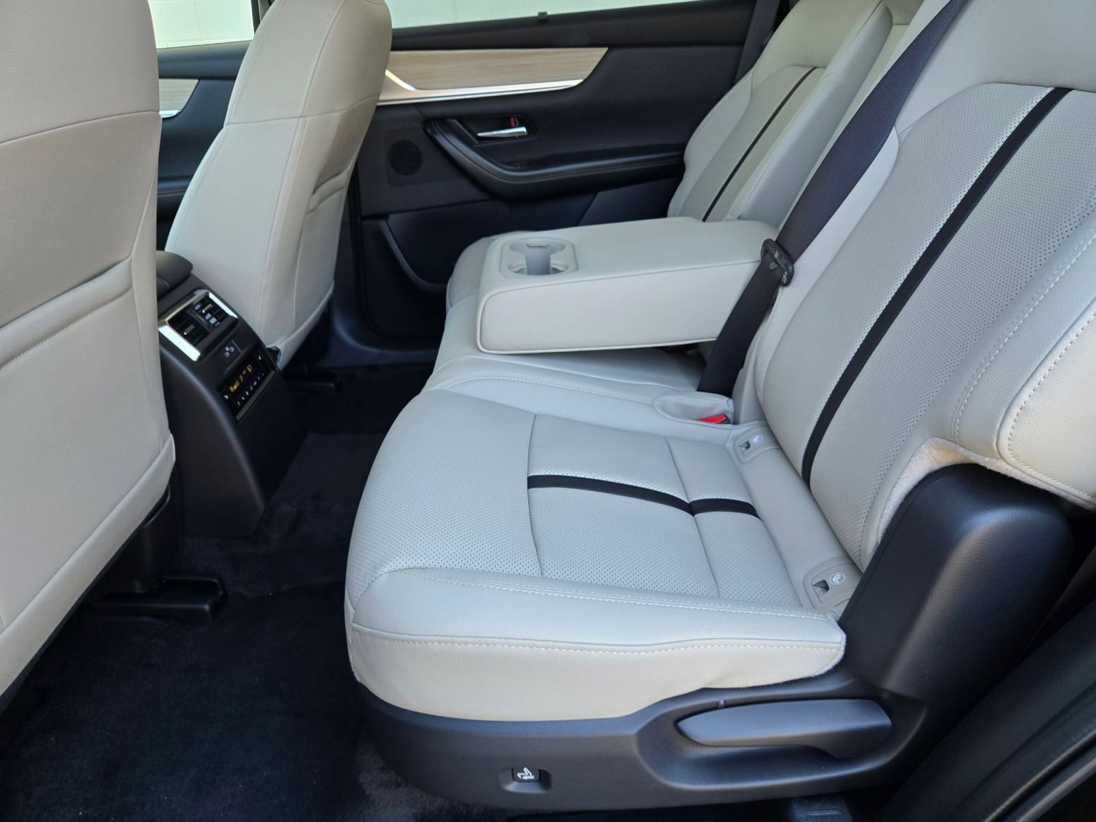 New 2026 MAZDA CX-90 3.3 Turbo S w/ Premium Plus image 16