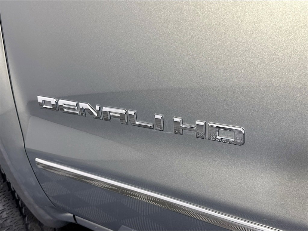 Used 2017 GMC Sierra 3500 Denali w/ Duramax Plus Package image 37