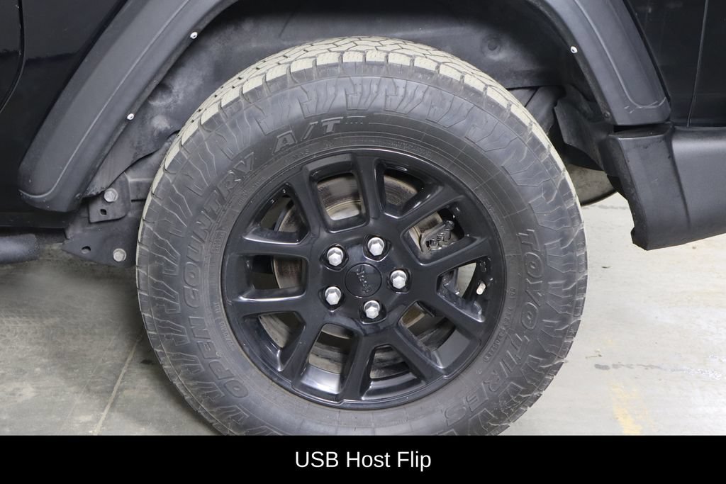 Used 2022 Jeep Wrangler Sport AWD/4WD image 27