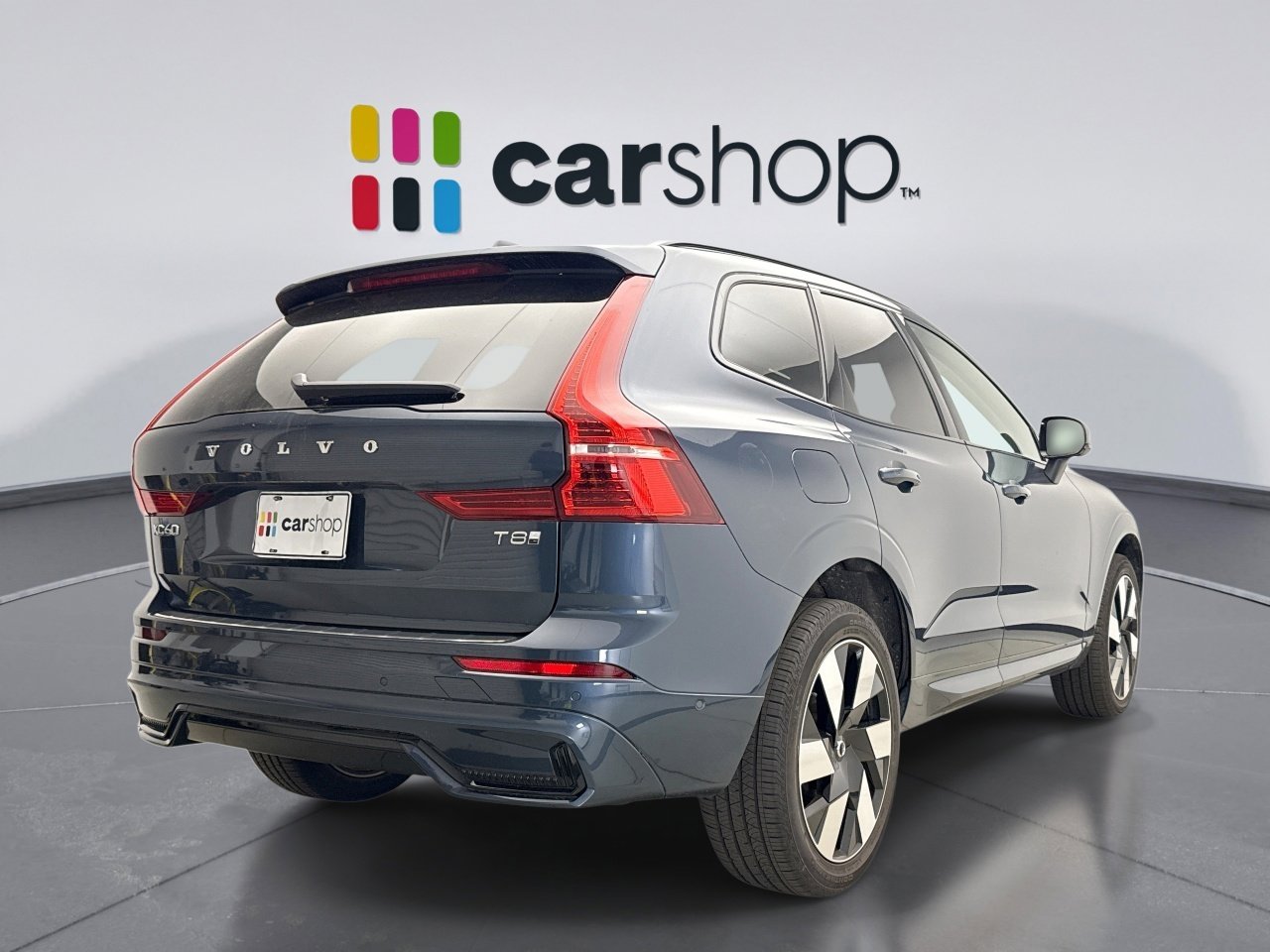 Used 2025 Volvo XC60 T8 Plus w/ Protection Package Premier AWD/4WD image 5