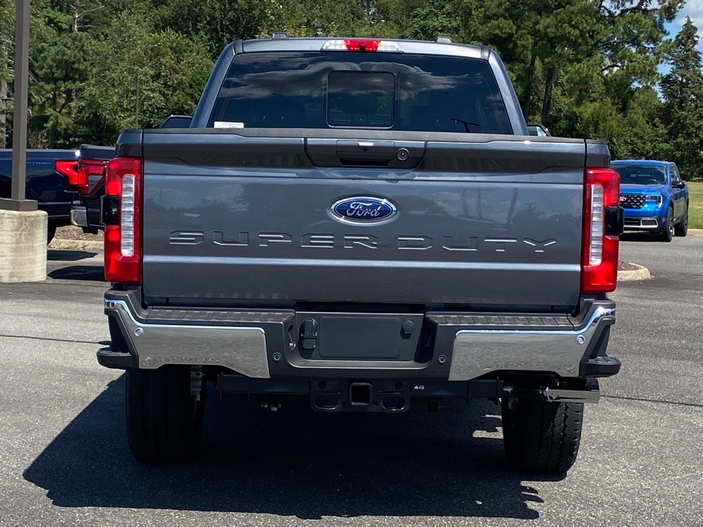 New 2026 Ford F250 Lariat w/ Lariat Premium Package image 5