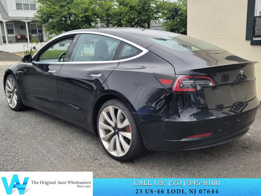 Used 2018 Tesla Model 3 Performance image 4