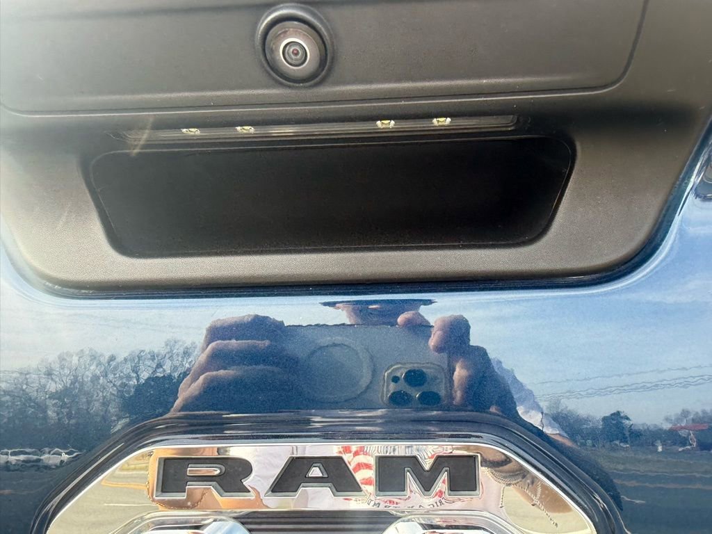 Used 2024 RAM 3500 Tradesman w/ Chrome Appearance Group image 12