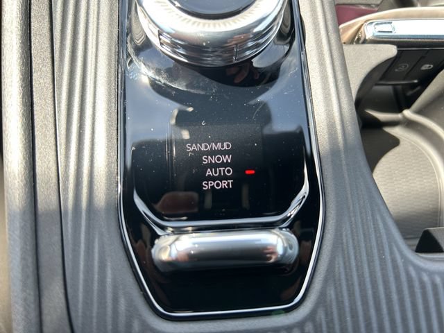 New 2026 Jeep Cherokee Laredo AWD/4WD image 3