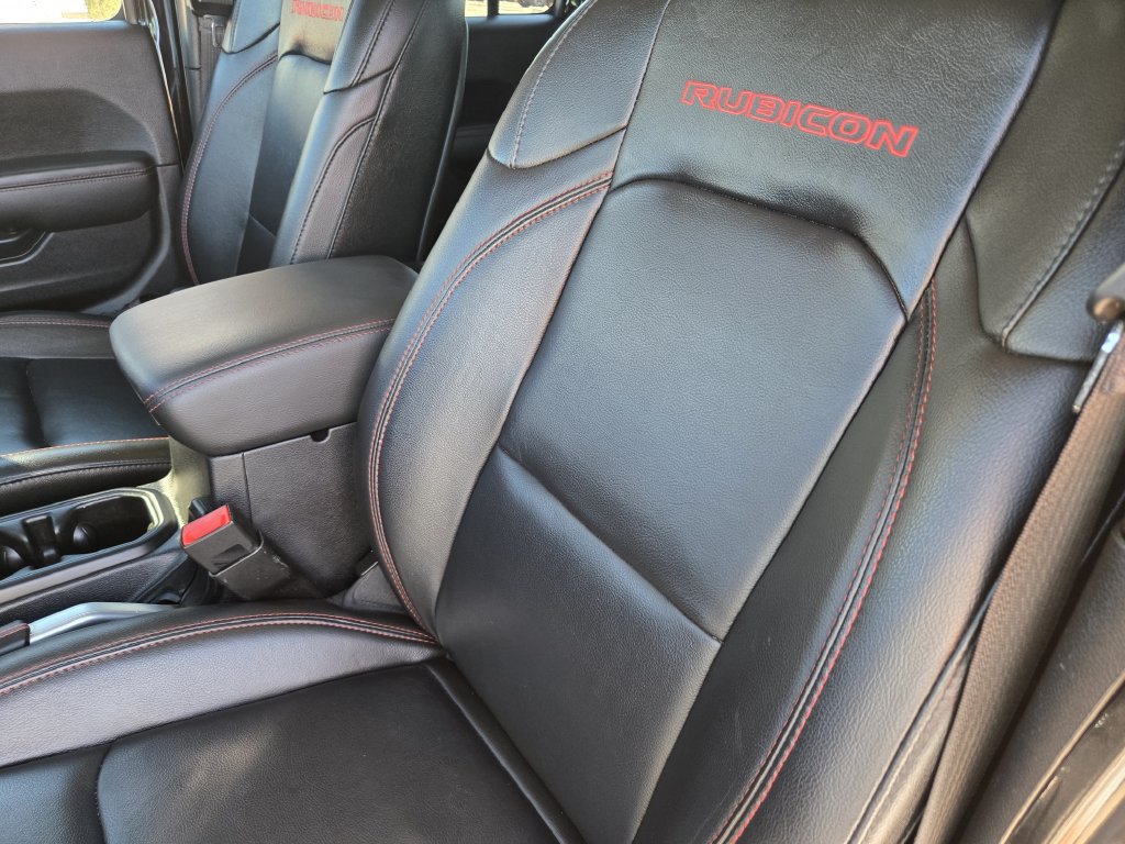 Used 2020 Jeep Wrangler Unlimited Rubicon AWD/4WD image 16