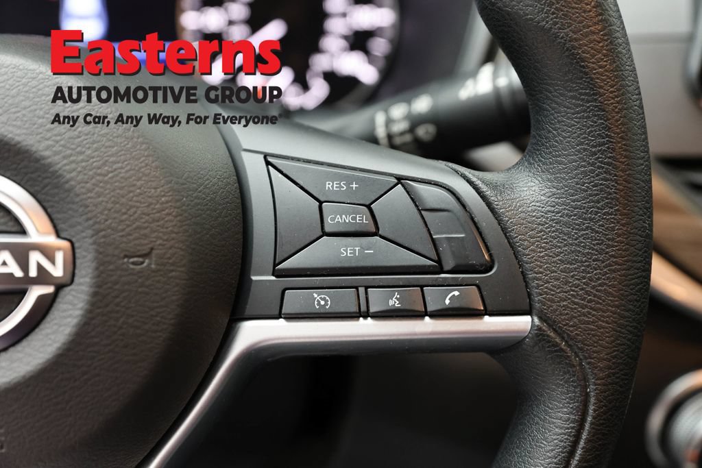 Used 2023 Nissan Altima 2.5 SV FWD image 16