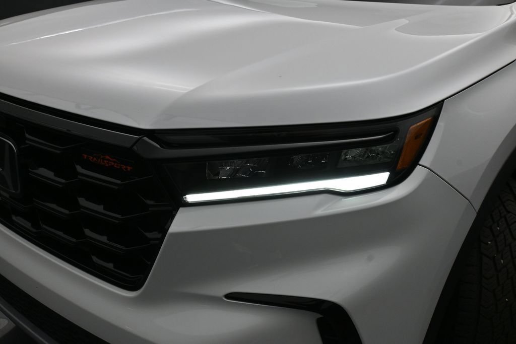 Certified 2025 Honda Pilot TrailSport image 44