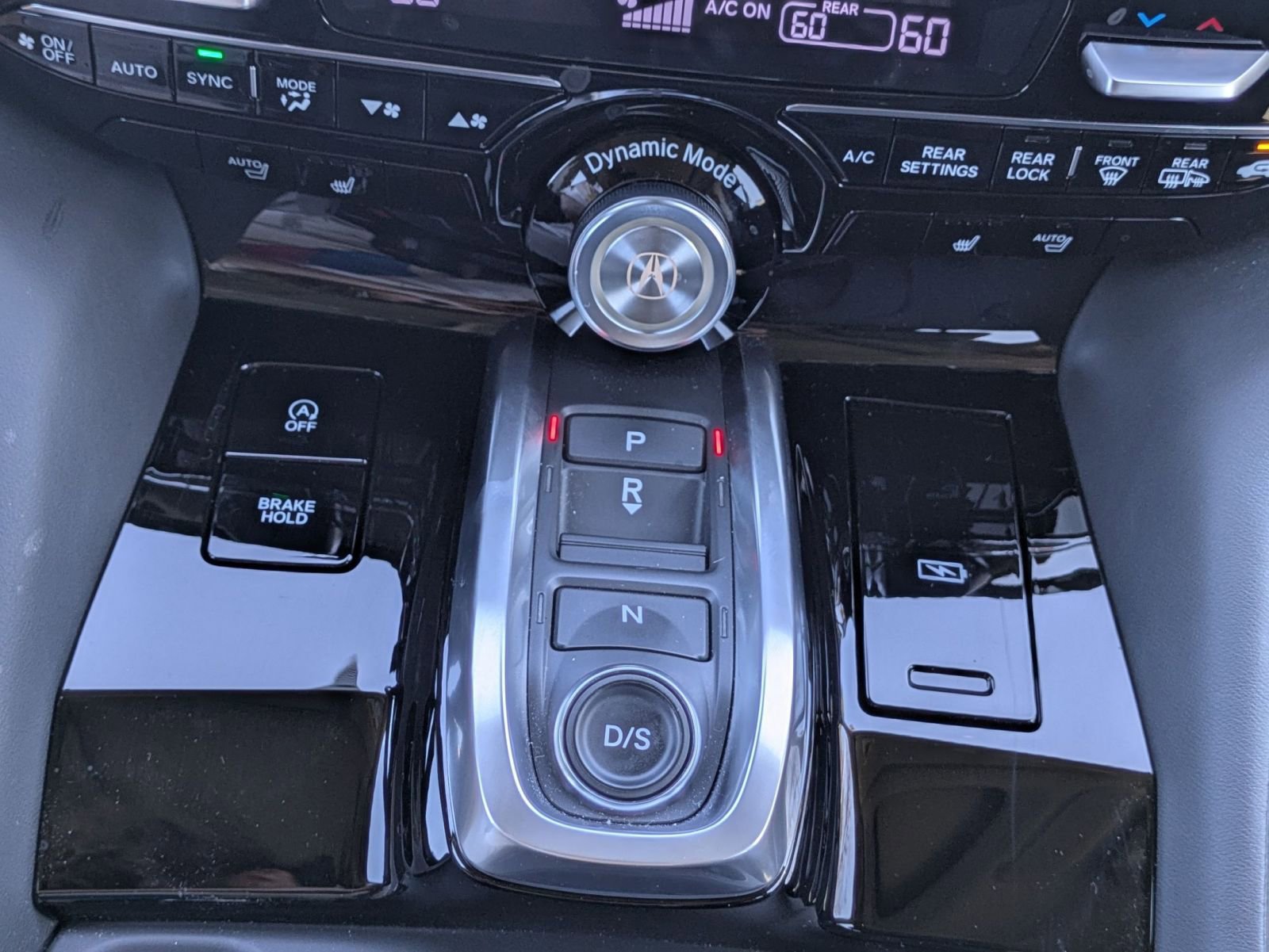 Certified 2025 Acura MDX SH-AWD w/ Technology Package image 16