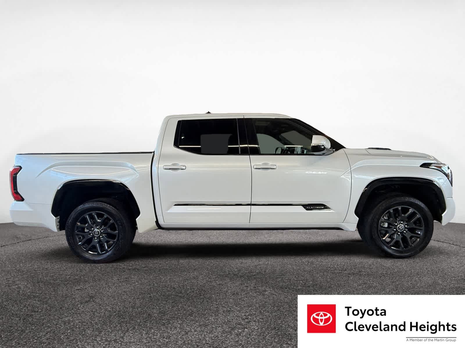 Used 2023 Toyota Tundra Platinum AWD/4WD image 4