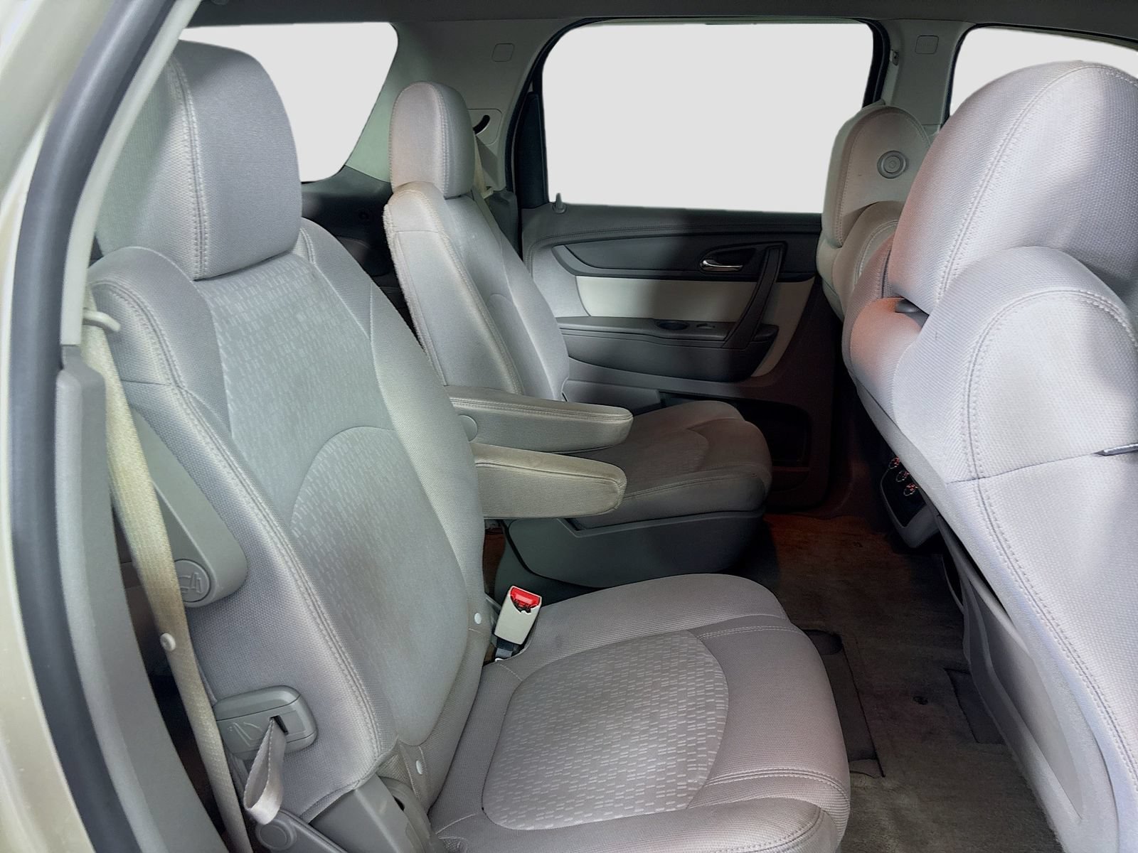 Used 2013 GMC Acadia SLE FWD image 27