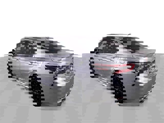 Used 2024 Toyota Camry XSE w/ Cold Weather Package image 6