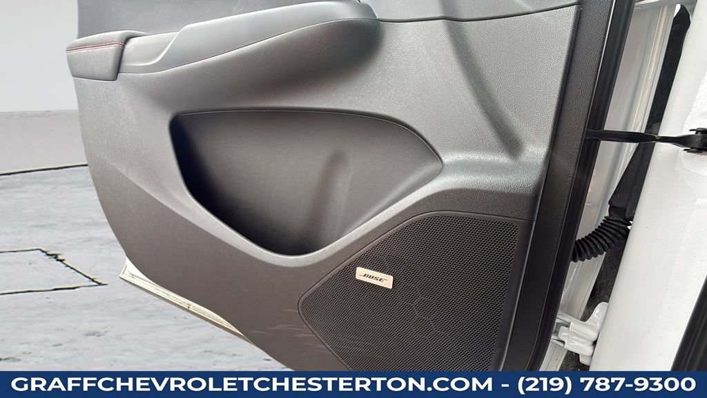 Used 2023 Chevrolet Bolt EUV Premier w/ Sun & Sound Package FWD image 34