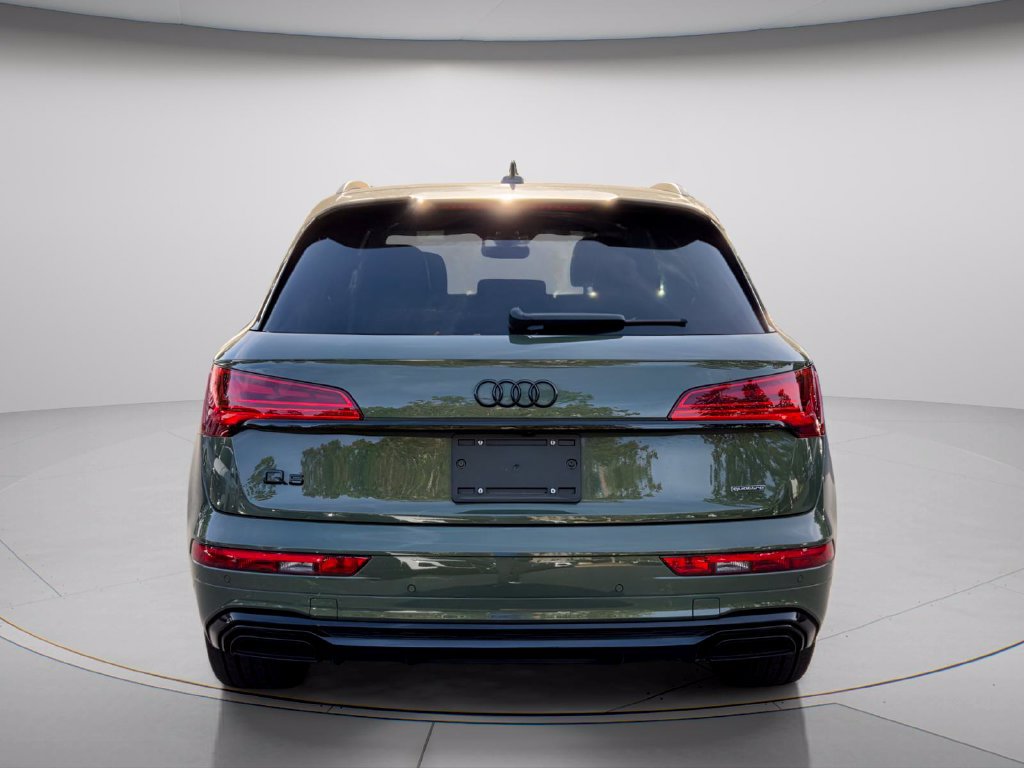 Used 2024 Audi Q5 2.0T Premium Plus w/ Premium Plus Package AWD/4WD image 8