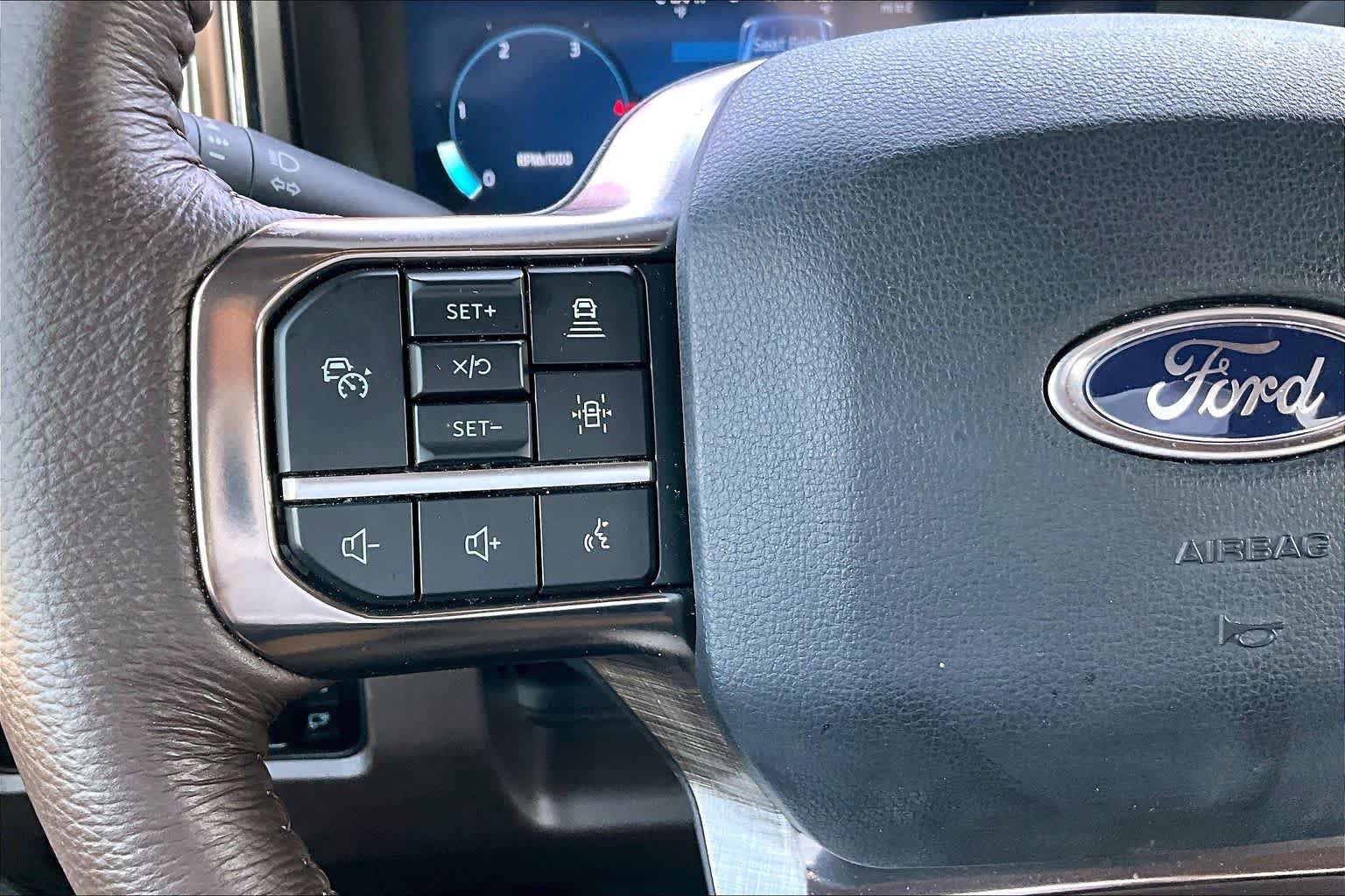 Used 2025 Ford F250 King Ranch w/ FX4 Off-Road Package AWD/4WD image 24