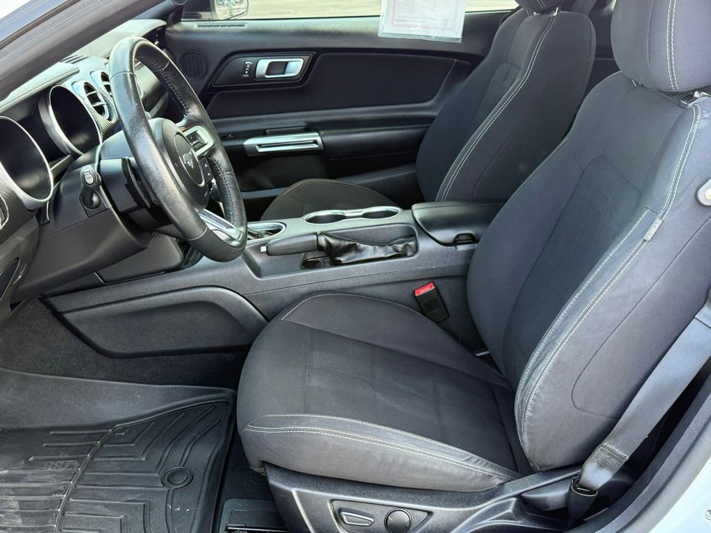 Used 2021 Ford Mustang Coupe RWD image 19