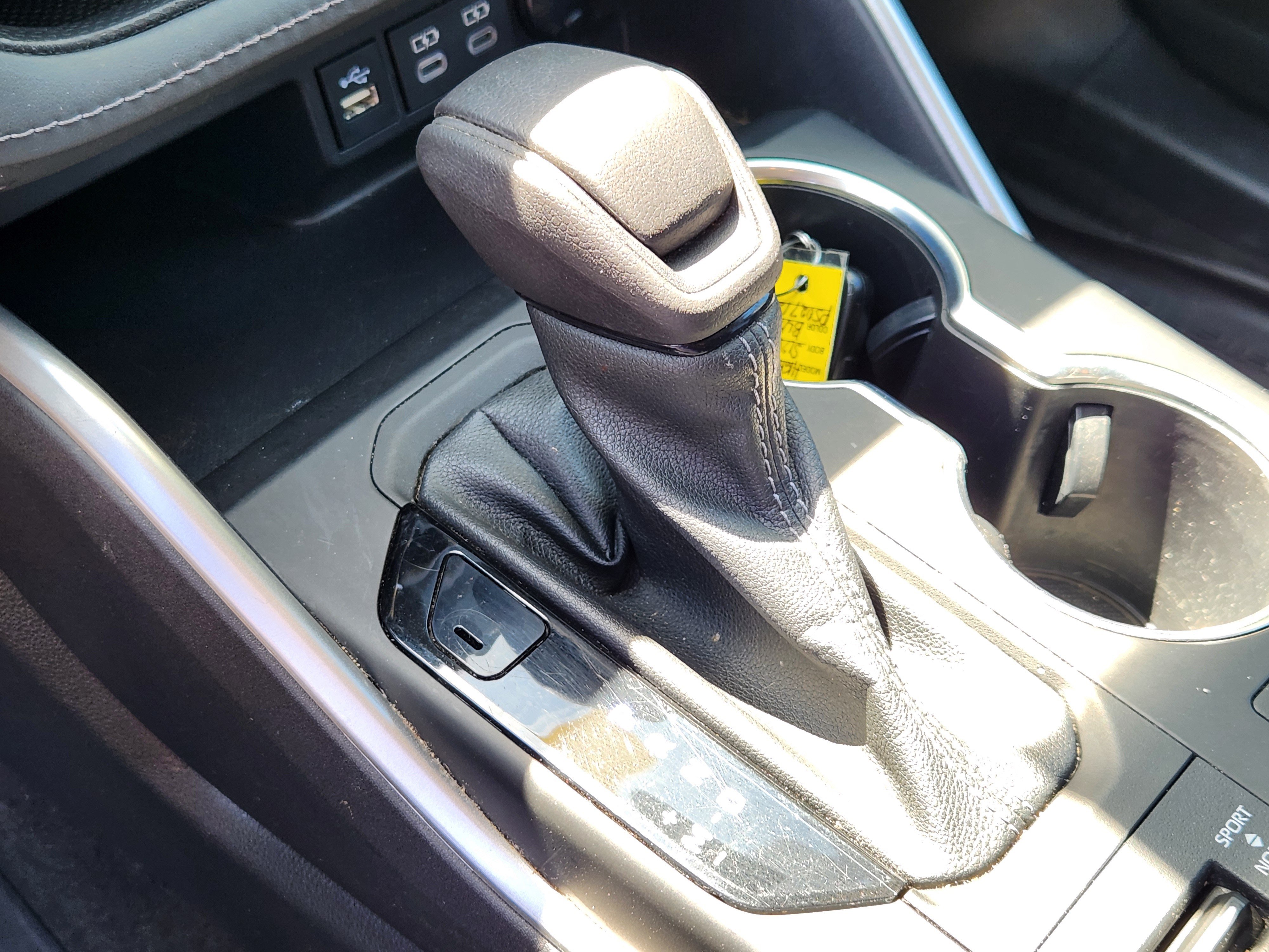 Used 2023 Toyota Highlander L AWD/4WD image 12