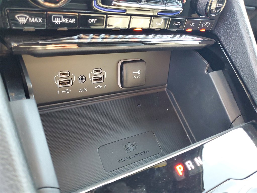 New 2025 Jeep Grand Cherokee L Overland w/ Advanced Protech Group III image 18
