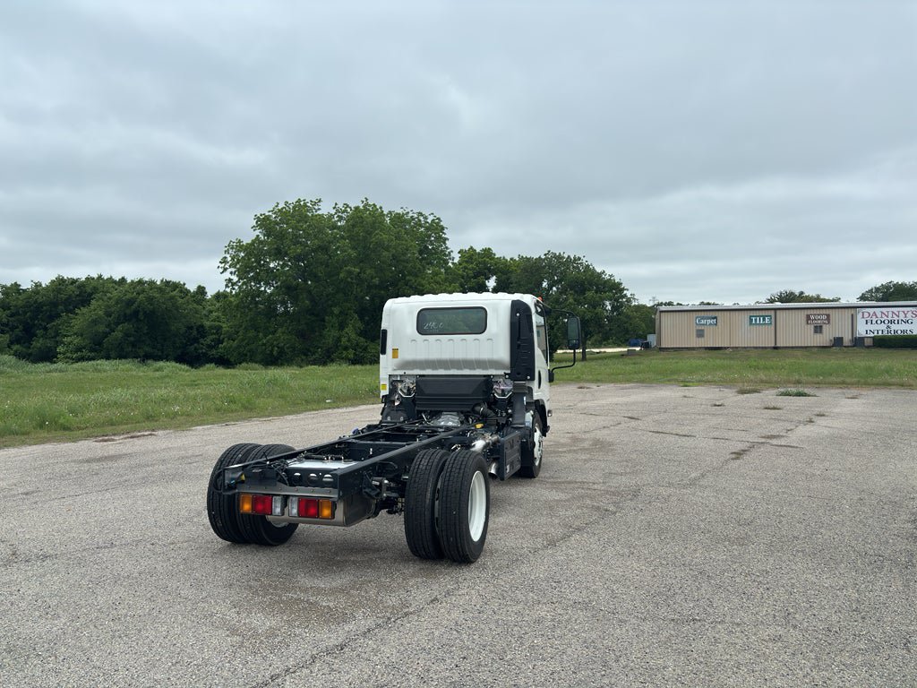 New 2024 Chevrolet Low Cab Forward 4500 XD RWD image 5