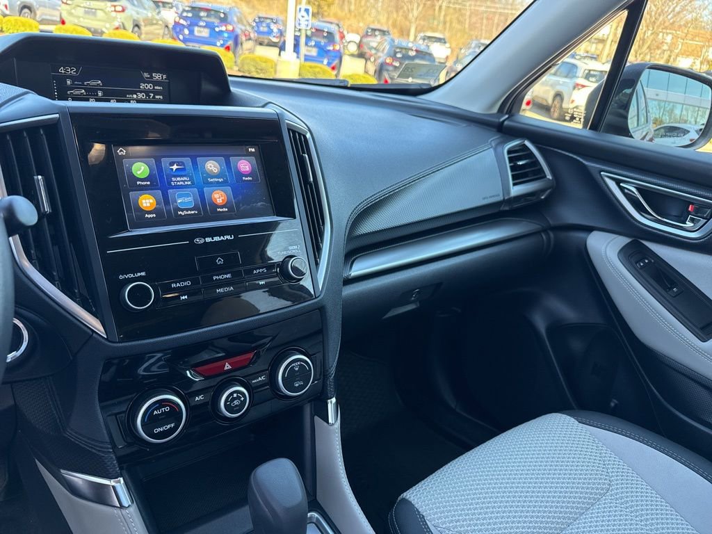 Used 2024 Subaru Forester Premium image 15