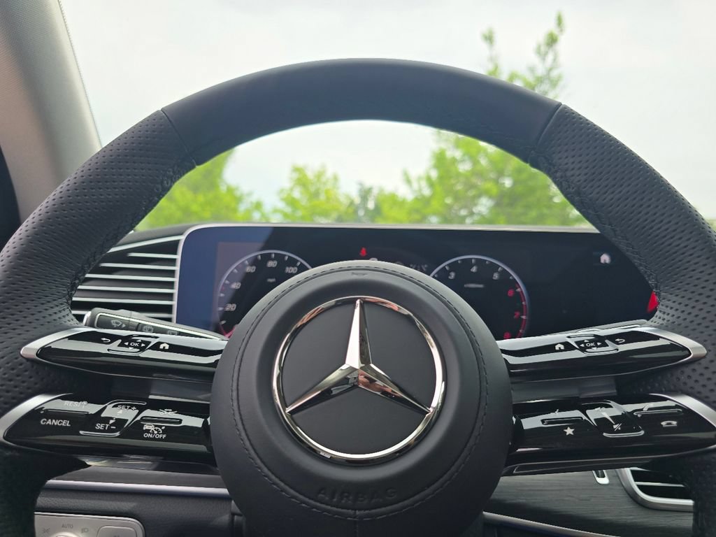 New 2026 Mercedes-Benz GLS 450 4MATIC image 30