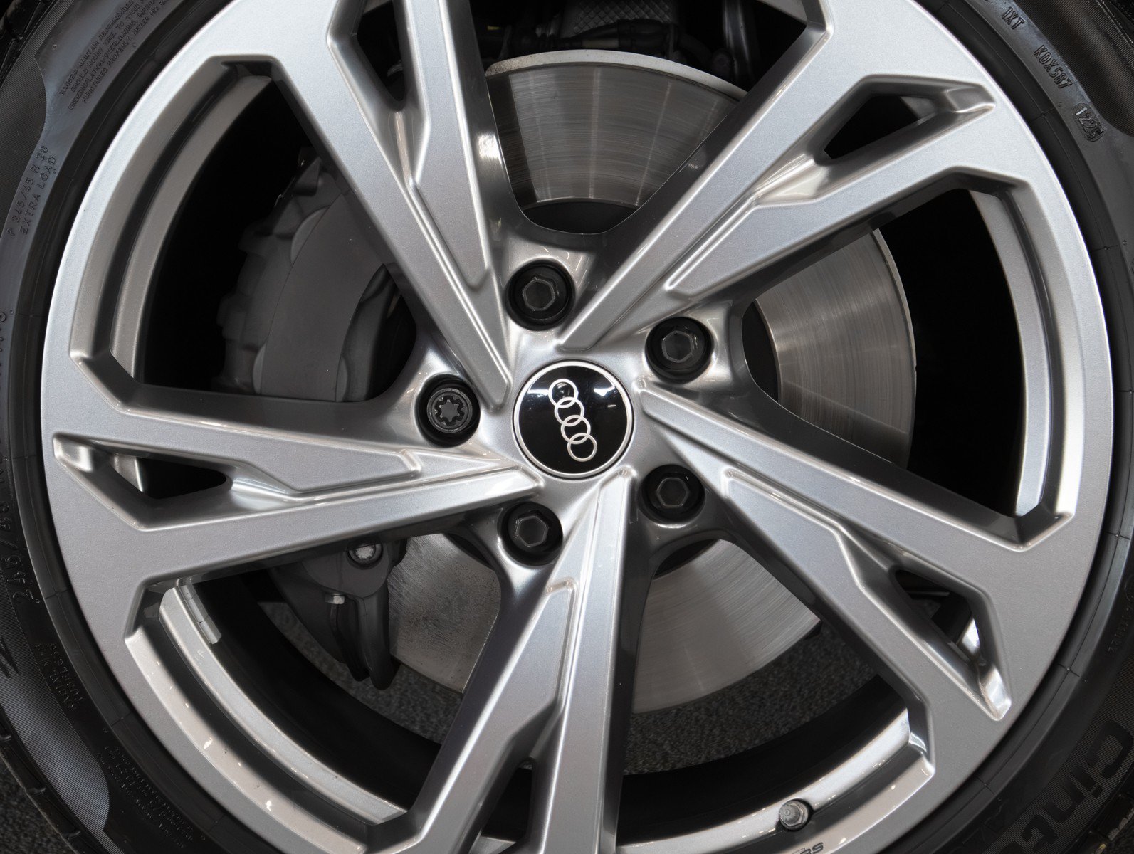 Used 2023 Audi e-tron GT Premium Plus AWD/4WD image 5