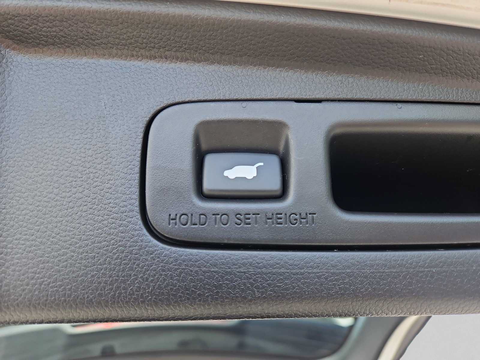Used 2024 Honda CR-V EX-L image 15