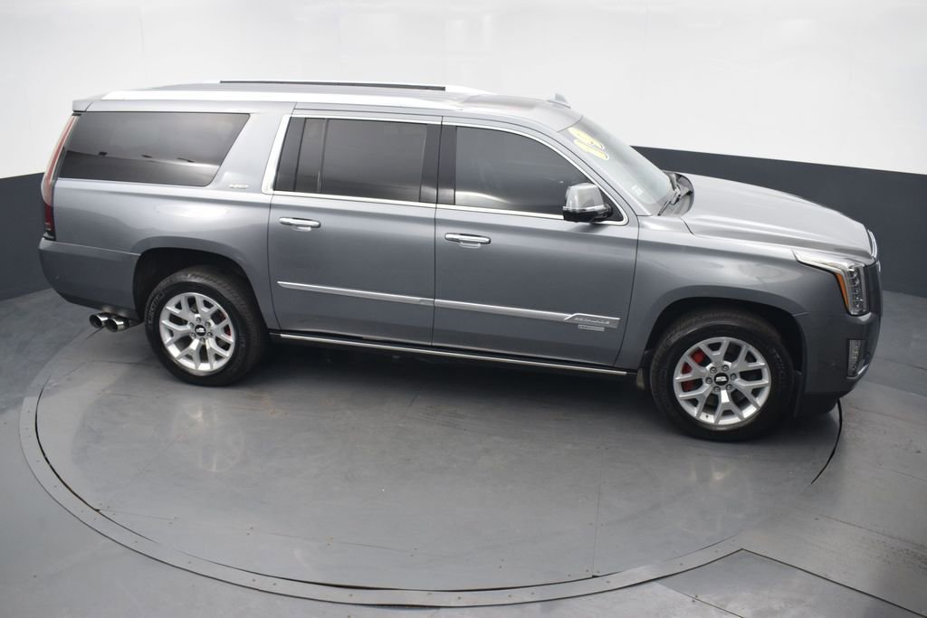 Used 2019 Cadillac Escalade ESV Platinum AWD/4WD image 52