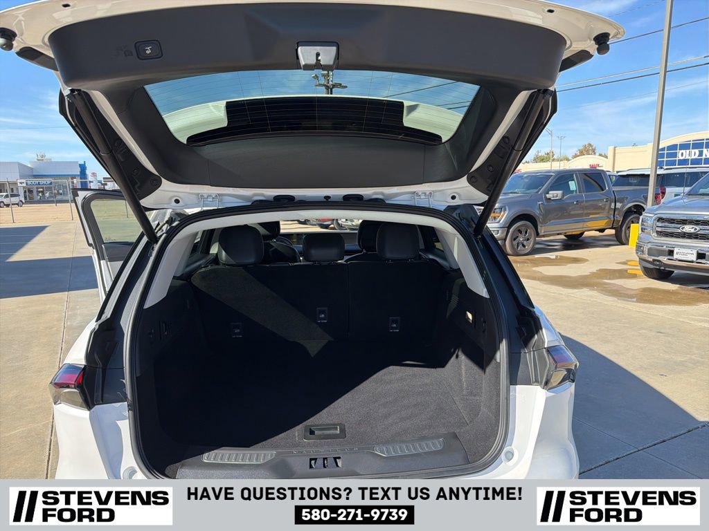 Used 2024 Lincoln Nautilus Premier image 40